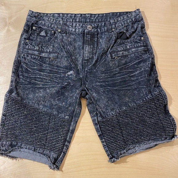 DNM Collection Jean Shorts Size 40 (BK) - Picture 2 of 11